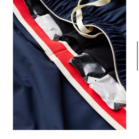 Women’s Tracksmith Navy Strata Short - Picture 3 of 9